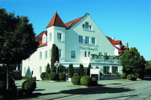 Hotel Daniels Hallbergmoos Buitenkant foto