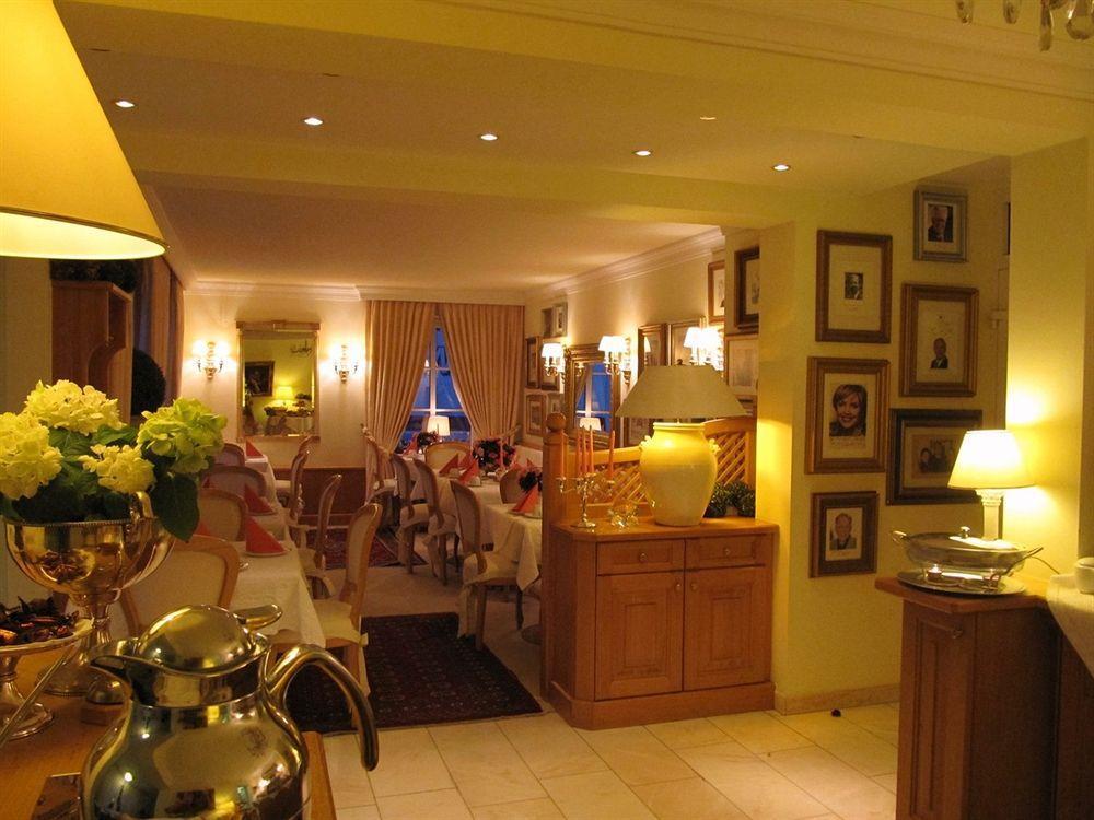 Hotel Daniels Hallbergmoos Buitenkant foto