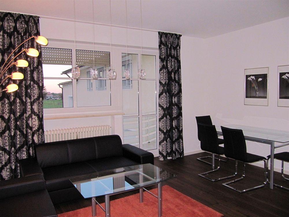 Hotel Daniels Hallbergmoos Buitenkant foto
